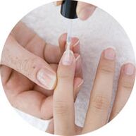 putting nail polish to treat nail fungus